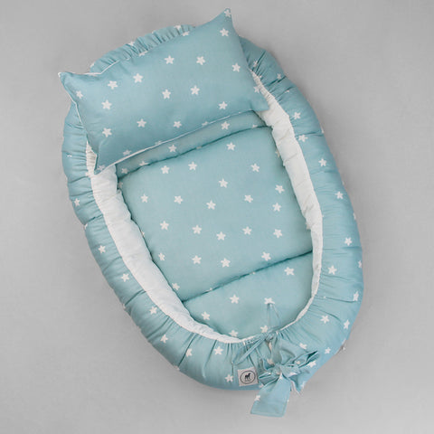 Nido, ó cama portátil para Bebé, con acolchado, 100% Algodón - Estrellitas Azules