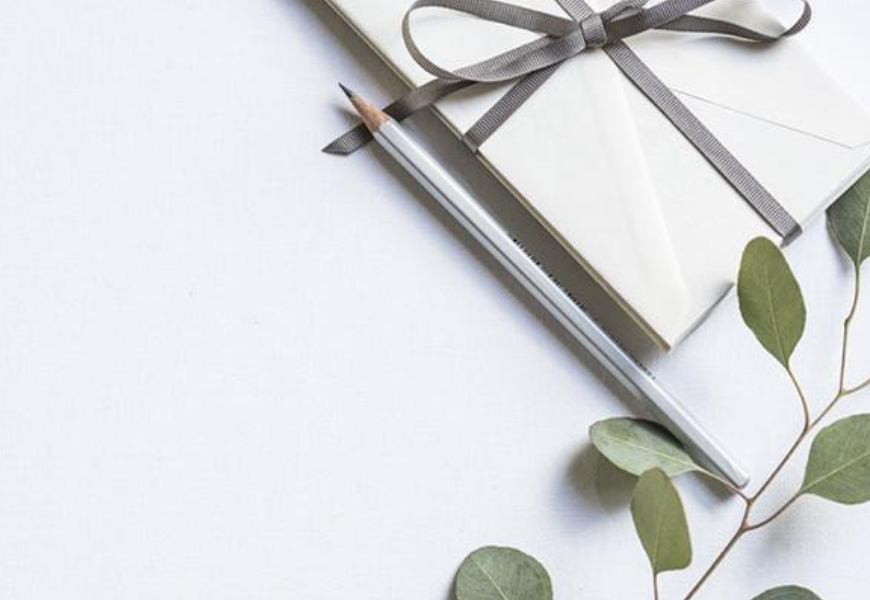 Guía de Regalos para Bebés y Mamás Modernas