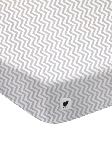 Juego de Sábanas de 3 Piezas para Colecho/Corral (74x110) - Chevron Gris