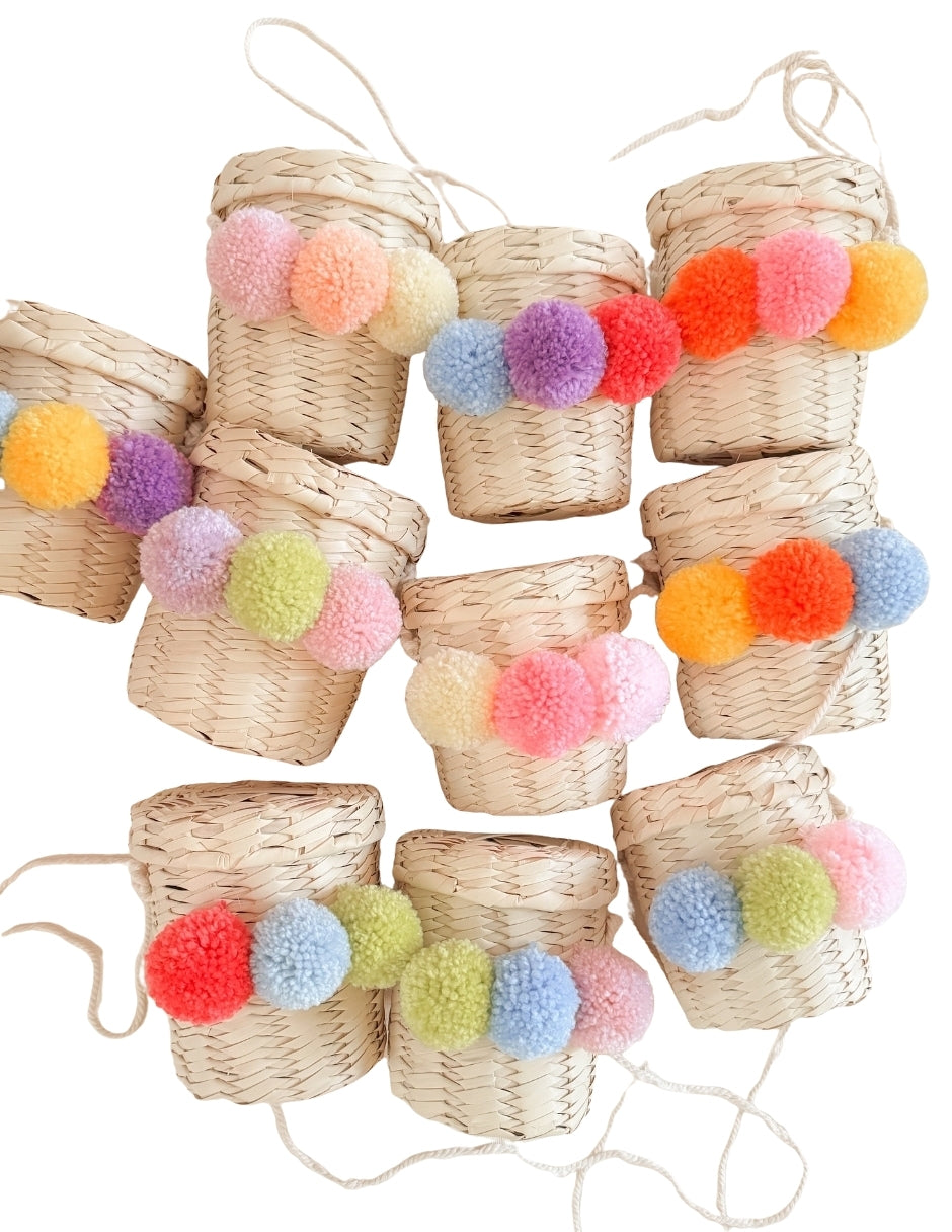 Recuerdos para Cumpleaños - Set de 5 Canastas - Pompones