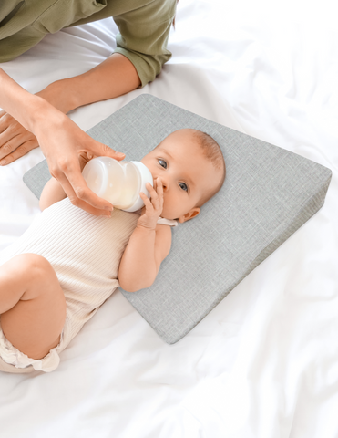 Cuña Antireflujo para Bebé con Funda de Algodón - Gris
