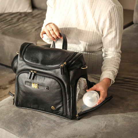 Pañalera Backpack Letters -  Negro