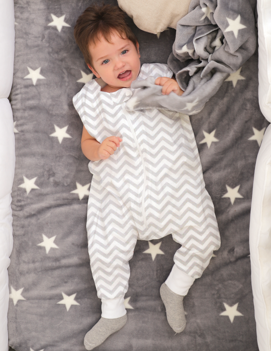 Saquito para Dormir para bebés con abertura para pies - Chevron Gris