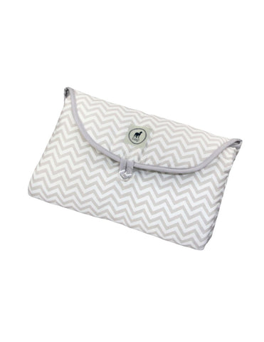 Cambiador Portátil Chevron Gris / Blanco