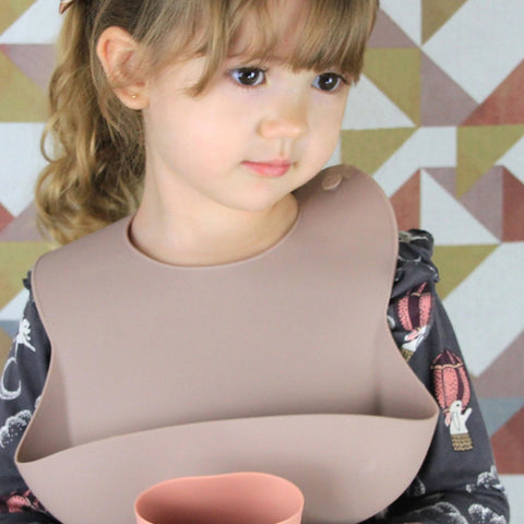 Babero de Silicón para Bebé con bolsa atrapa comida - Vino