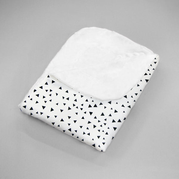 Cobija para Cama Cuna Triangulitos Negros