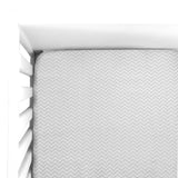 Sábana de Cajón para Cuna Chevron Gris - 100% Algodón